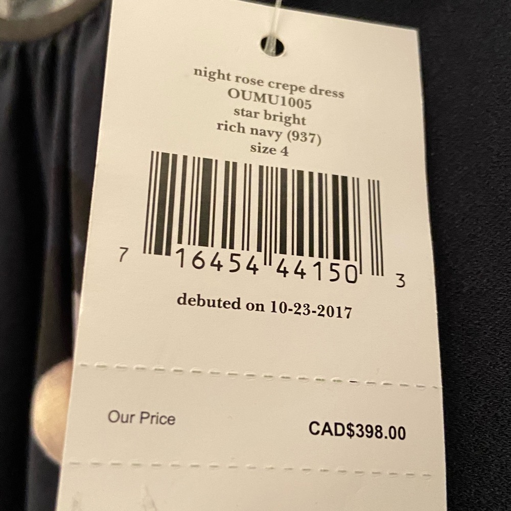 NWT. Kate Spade Dress. Size 4 - Picture 5 of 8